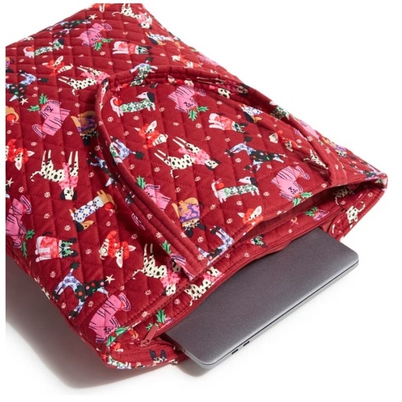 NWT, Vera Bradley, Large North South Tote, Holiday Hounds, Cotton - Picture 3 of 4